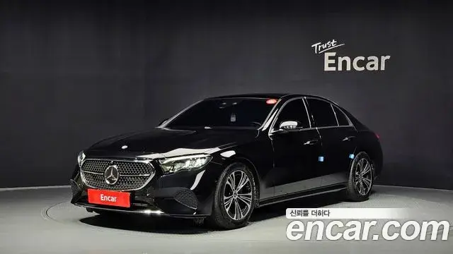 Mercedes-Benz E-Class E200 Avantgarde 2024