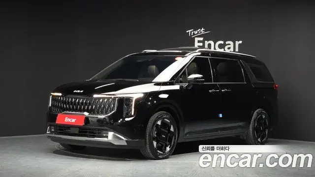 Kia Carnival HEV 9seater Signature 2025