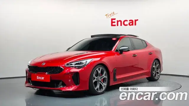 Kia Stinger 2.0 Turbo 2WD Platinum 2019