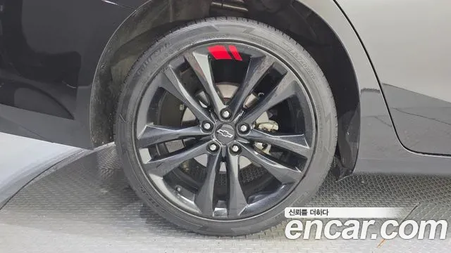 Chevrolet Malibu 2.0 Turbo Redline 2021 — фото 5