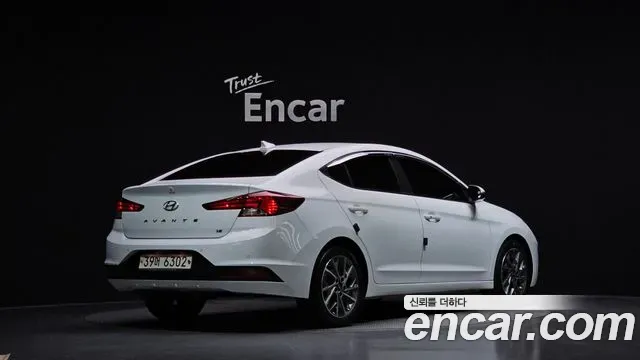 Hyundai AVANTE 1.6 Style 2019 — фото 2