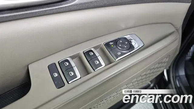 Kia Carnival Diesel 9-Seater Prestige 2024 — фото 30