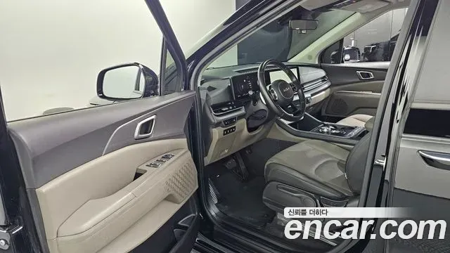 Kia Carnival Diesel 9-Seater Prestige 2024 — фото 10