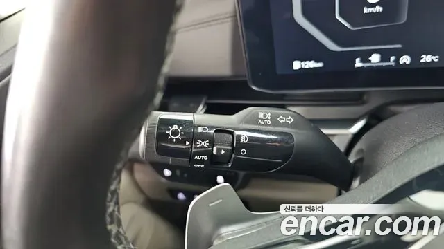 Kia Carnival Diesel 9-Seater Prestige 2024 — фото 18