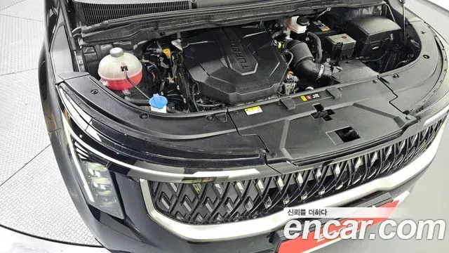 Kia Carnival Diesel 9-Seater Prestige 2024 — фото 6