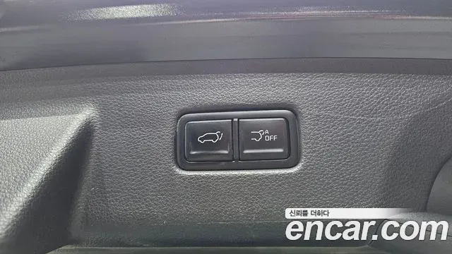 Kia Carnival Diesel 9-Seater Prestige 2024 — фото 16