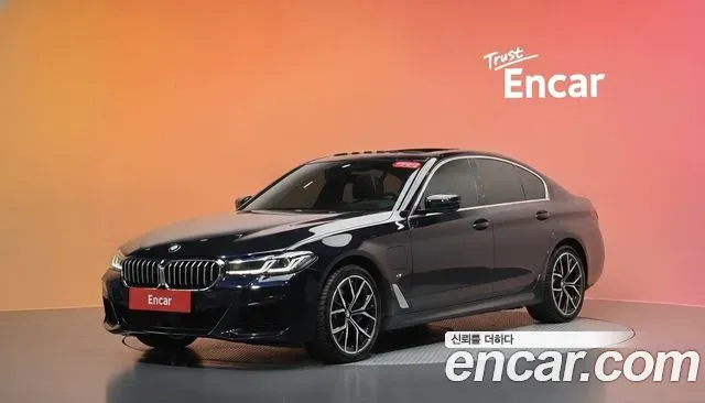BMW 5-Series 530e M Sport 2021