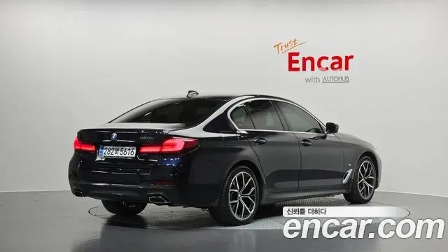 BMW 5-Series 530e M Sport 2021 — фото 2