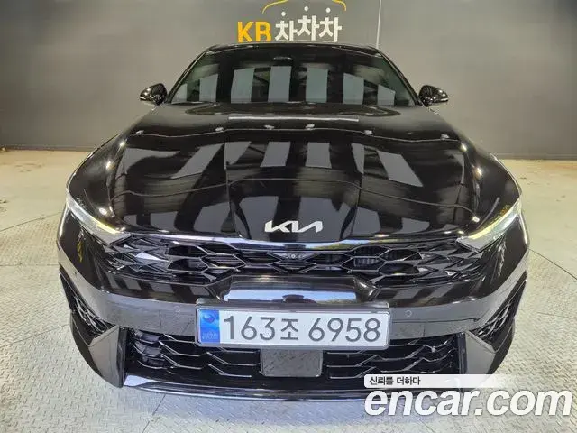 Kia K5 1.6 Turbo Signature 2024