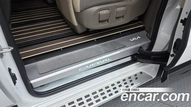 Kia Carnival Gasoline 7-Seater Hi-Limousine Signature 2022 — фото 35