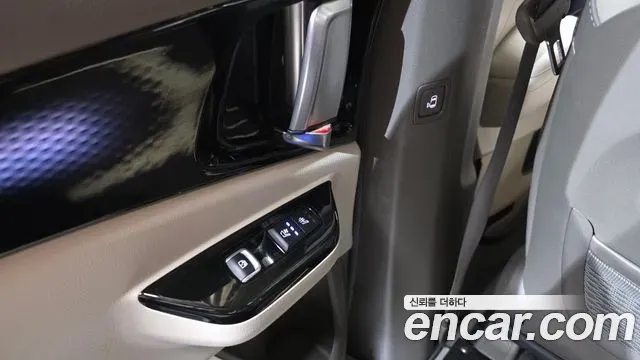 Kia Carnival Gasoline 7-Seater Hi-Limousine Signature 2022 — фото 34