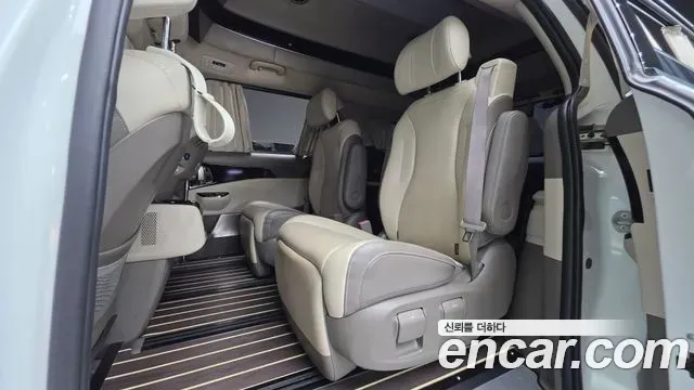 Kia Carnival Gasoline 7-Seater Hi-Limousine Signature 2022 — фото 31