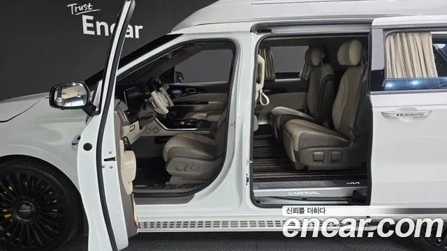Kia Carnival Gasoline 7-Seater Hi-Limousine Signature 2022 — фото 30