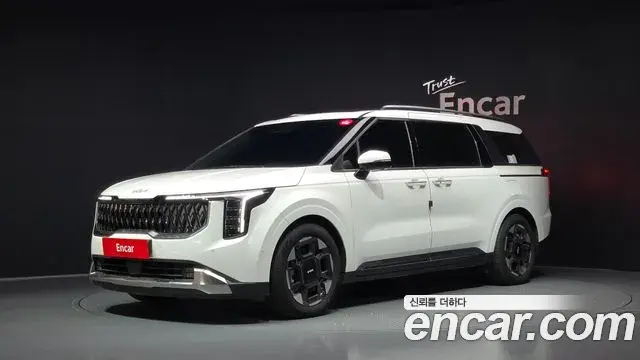 Kia Carnival Diesel 9-Seater Signature 2024