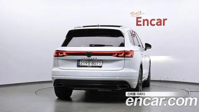 Volkswagen Touareg 3.0 TDI Prestige 2024 — фото 4