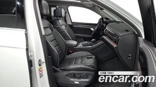 Volkswagen Touareg 3.0 TDI Prestige 2024 — фото 26
