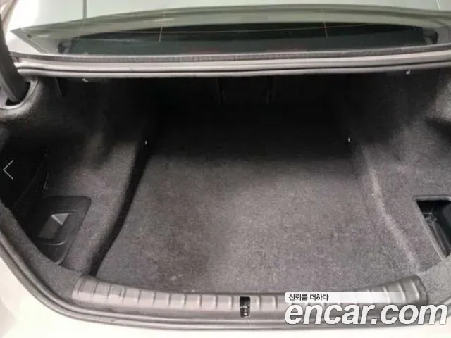 BMW 5-Series 530i M Sport Package Plus 2019 — фото 18