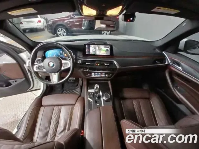 BMW 5-Series 530i M Sport Package Plus 2019 — фото 6