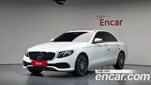 Mercedes-Benz E-Class E300 Avantgarde 2019