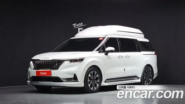 Kia Carnival Gasoline 9-Seater Hi-Limousine Signature 2022