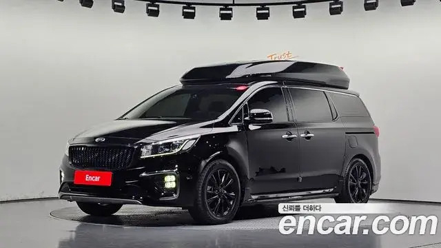 Kia Carnival 9-Seater Hi-Limousine Prestige Hiroof 2019
