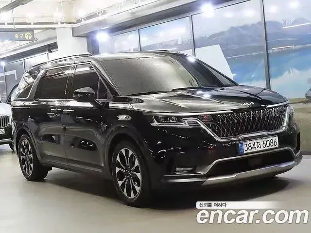 Kia Carnival Diesel 9-Seater Noblesse 2023