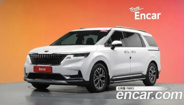 Kia Carnival Gasoline 9-Seater Signature 2021