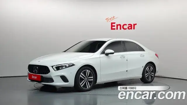 Mercedes-Benz A-Class A220 Sedan 2021