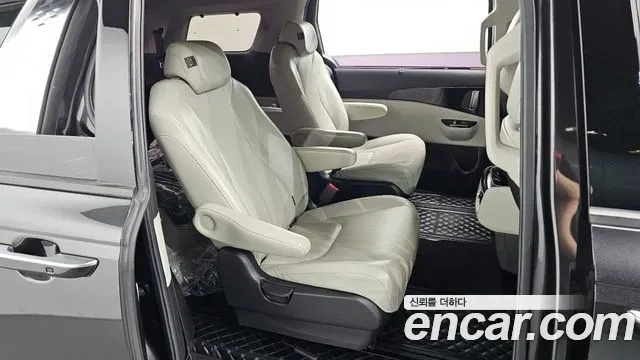 Kia Carnival Diesel 9-Seater Noblesse 2020 — фото 11