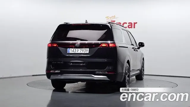 Kia Carnival Diesel 9-Seater Noblesse 2020 — фото 4