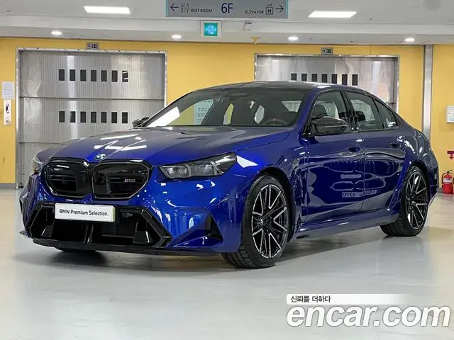 BMW M5 M5 Sedan 2025