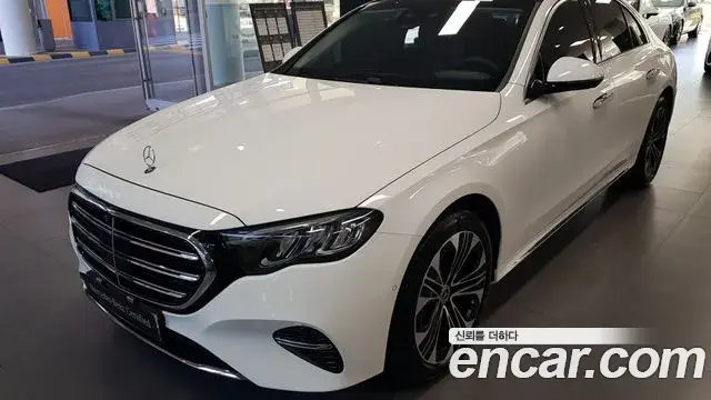 Mercedes-Benz E-Class E220d 4MATIC Exclusive 2026