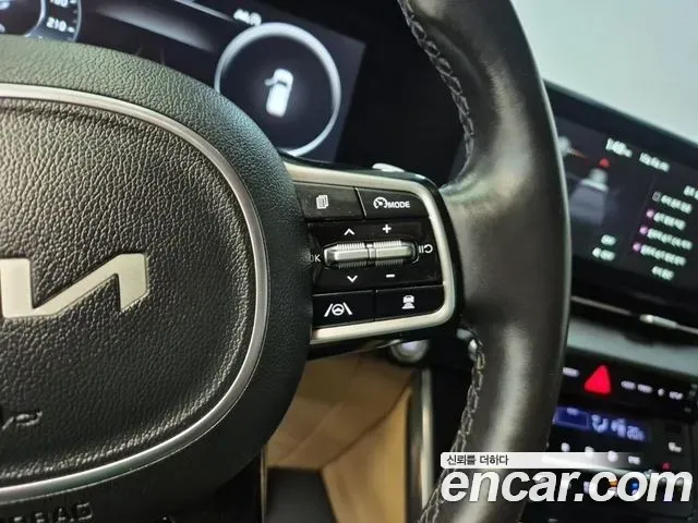 Kia Carnival Diesel 9-Seater Noblesse 2022 — фото 15