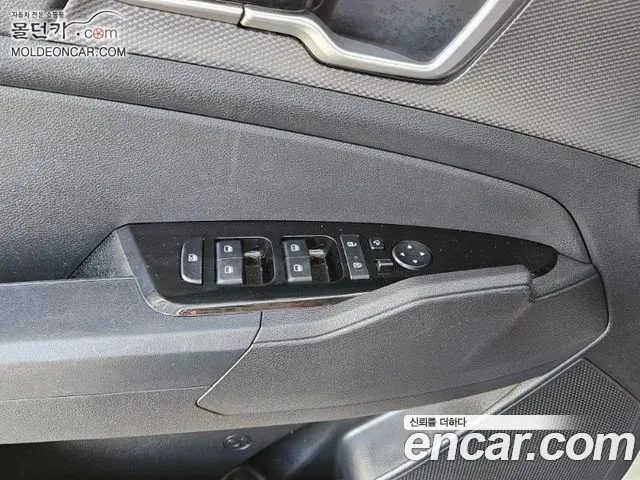 Kia Sportage Diesel 2.0 2WD Prestige 2022 — фото 10