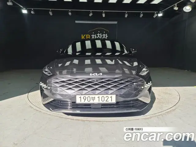 Kia K8 Noblesse 2022