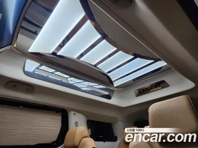 Kia Carnival Gasoline 9-seater Limousine(Special vehicle) 2022 — фото 16