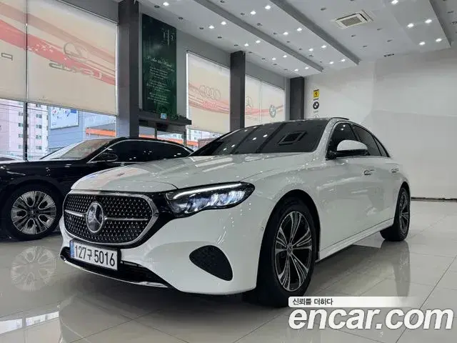 Mercedes-Benz E-Class E200 Avantgarde 2025