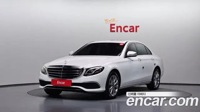 Mercedes-Benz E-Class E300 4MATIC Exclusive 2020