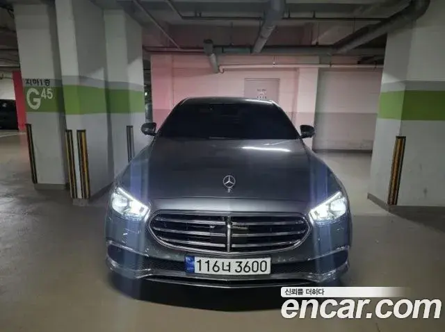 Mercedes-Benz E-Class E250 Exclusive 2023