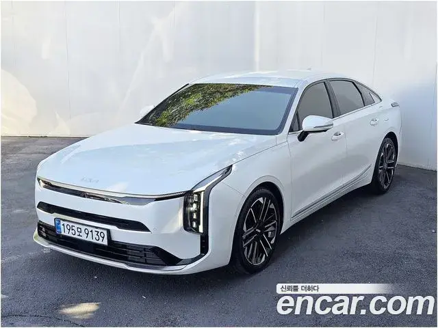 Kia K8 2.5 Gasoline 2WD Noblesse 2025