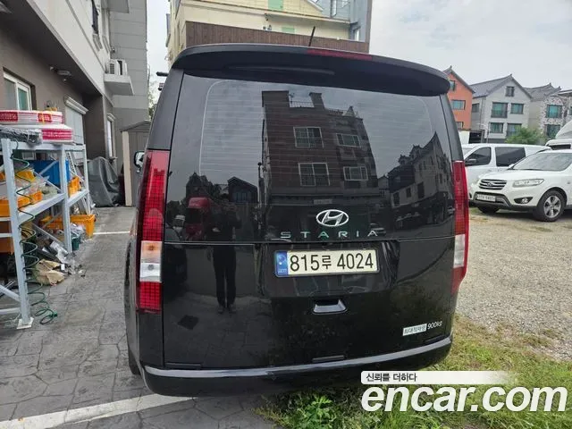 Hyundai Staria Cargo 3-Seater Modern 2023 — фото 12