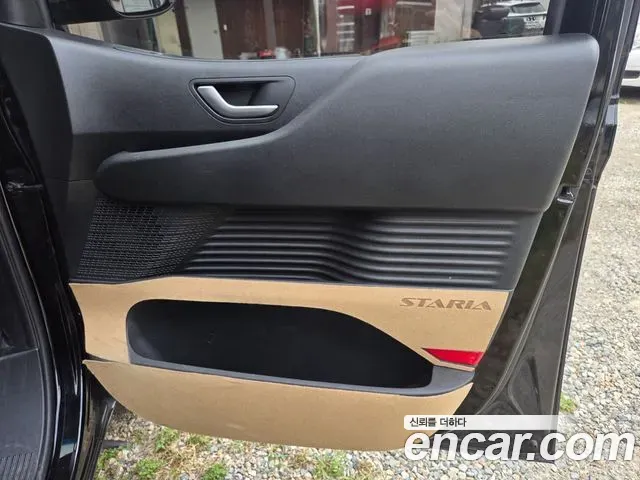 Hyundai Staria Cargo 3-Seater Modern 2023 — фото 14