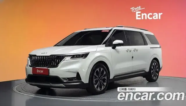 Kia Carnival Gasoline 7-Seater Signature 2023