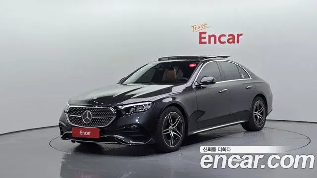 Mercedes-Benz E-Class E200 AMG Line 2025