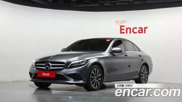 Mercedes-Benz C-Class C200 2019
