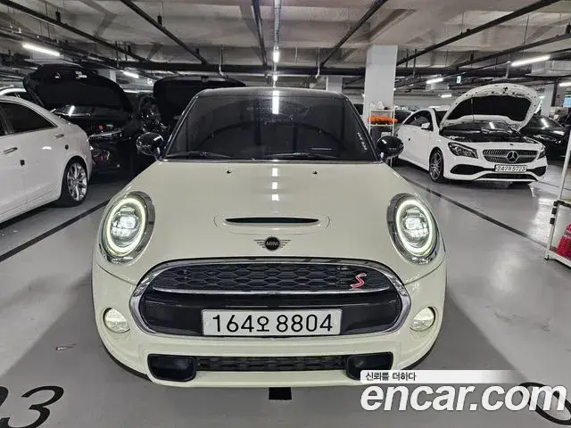 Mini Cooper 5Door Standard 3rd 2019