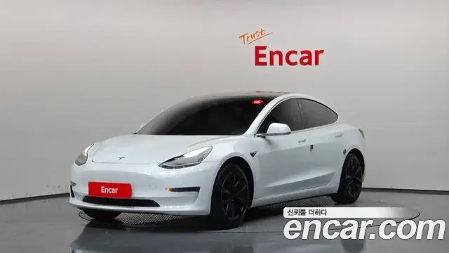 Tesla Model 3 Standard Range Plue RWD 2020