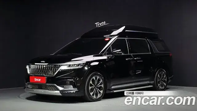 Kia Carnival Gasoline 9-Seater Hi-Limousine Signature 2021