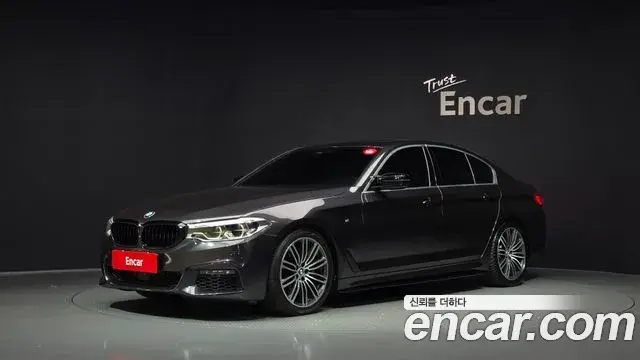 BMW 5-Series 530i M Sport Package Plus 2019