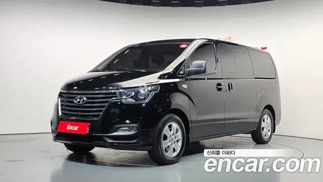 Hyundai Starex Wagon 12-Seater Smart 2019